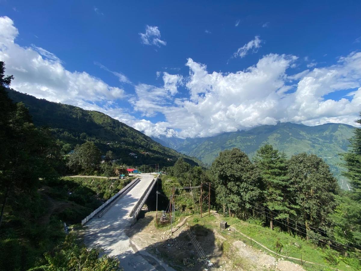 Hotel Mansarovar Inn Munsyari Bagian luar foto