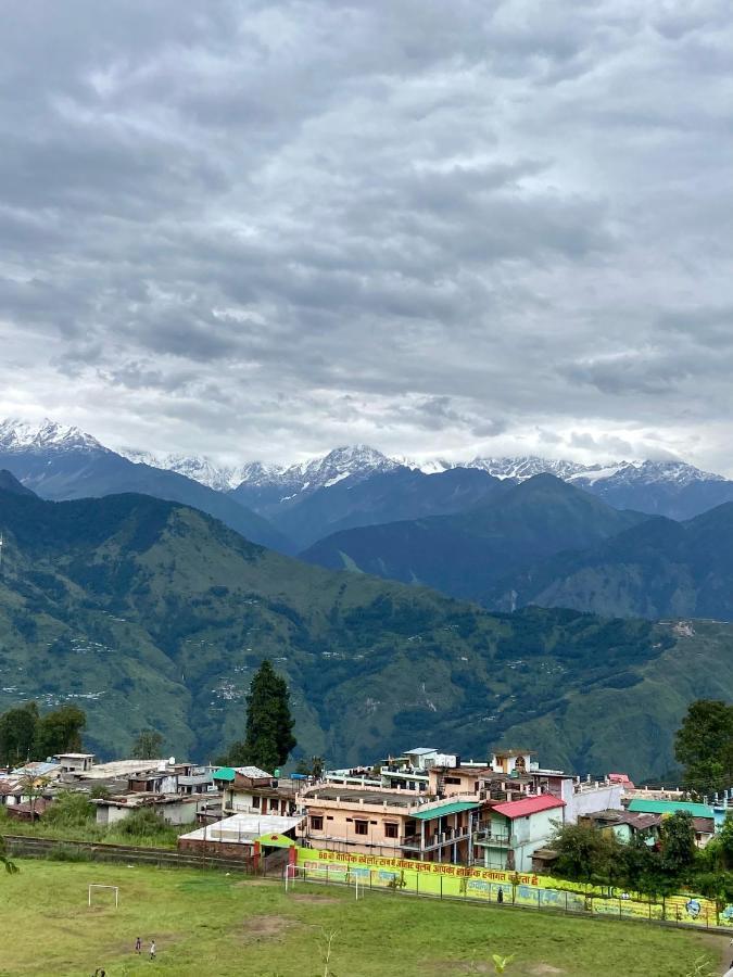 Hotel Mansarovar Inn Munsyari Bagian luar foto